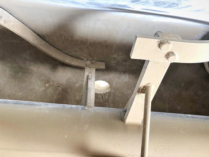 Used USED RIBBON BLENDER, 95 CUBIC FEET, SINGLE RIBBON, JACKETED, STAINLESS STEEL