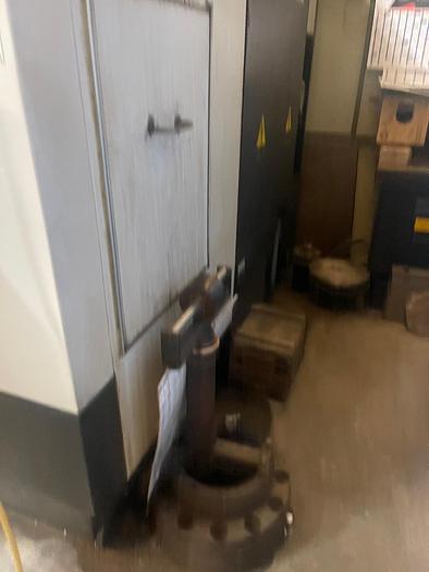 Utilisé 2004 MAZAK VTC 200 B