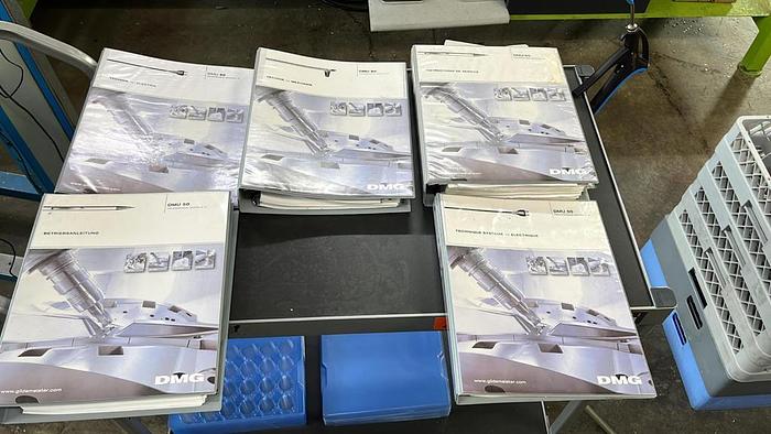 Utilisé 2010 DECKEL MAHO DMG DMU 50  5-Achsen SIMULTAN