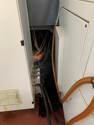 D'occasion 2006 MIKRON  UCO 610 VARIO