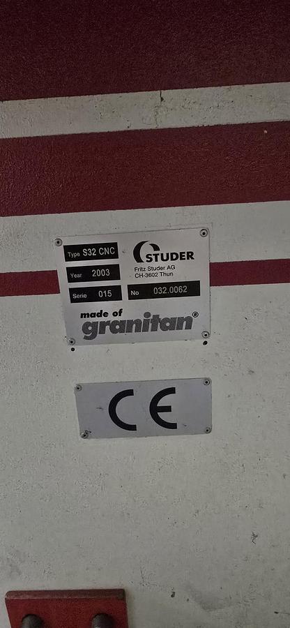 D'occasion GRINDING MACHINE STUDER S32