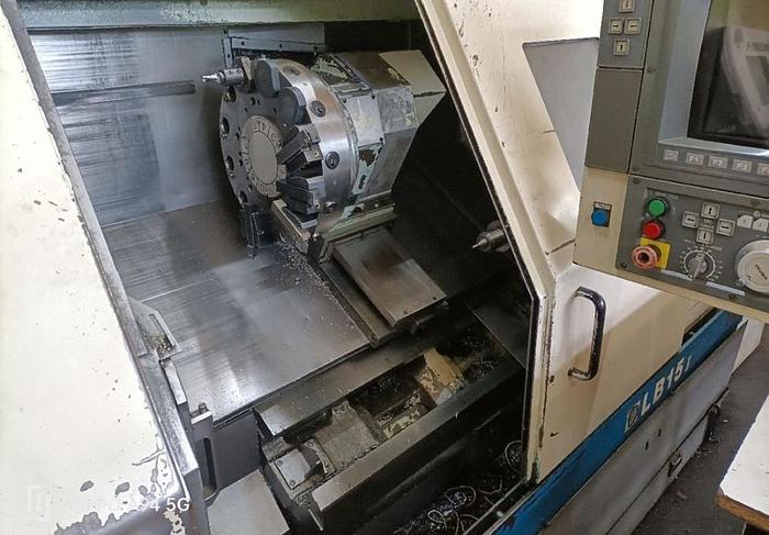 Utilisé 1998 OKUMA LB 15 II