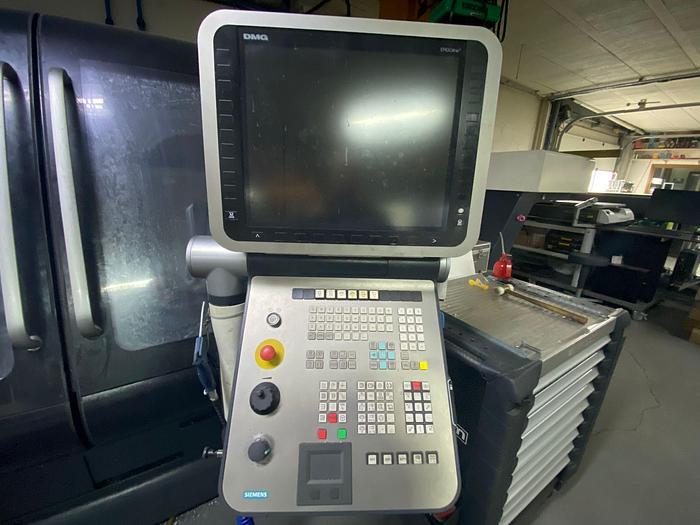 D'occasion 2011 DMG MORI NEF 600 V3