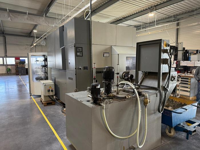 Used 2002 DMG DECKEL-MAHO DMU 70 EVO