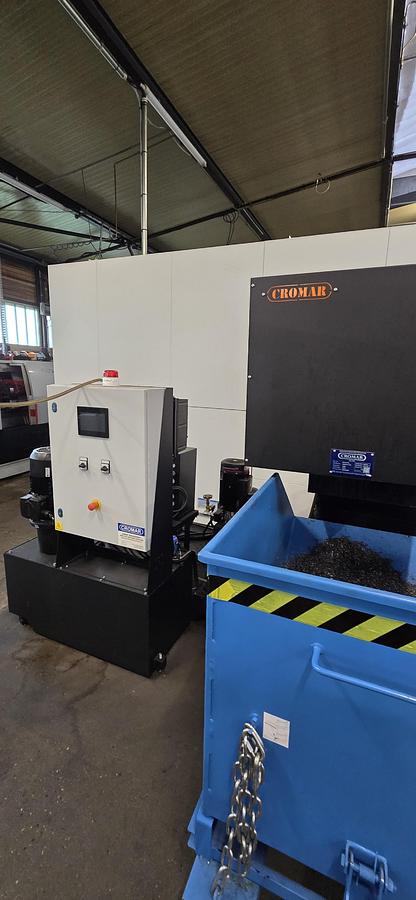 D'occasion MAZAK VARIAXIS C-600 Year December 2023