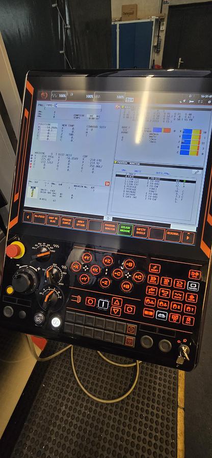 D'occasion MAZAK VARIAXIS C-600 Year December 2023