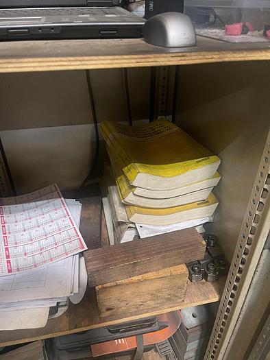 Utilisé 2004 MAZAK VTC 200 B