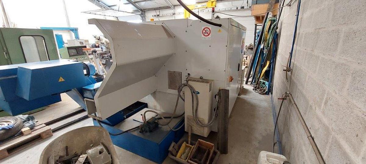 D'occasion 2001 MANURHIN KMX 420