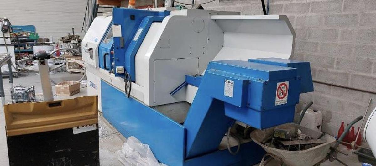 D'occasion 2001 MANURHIN KMX 420