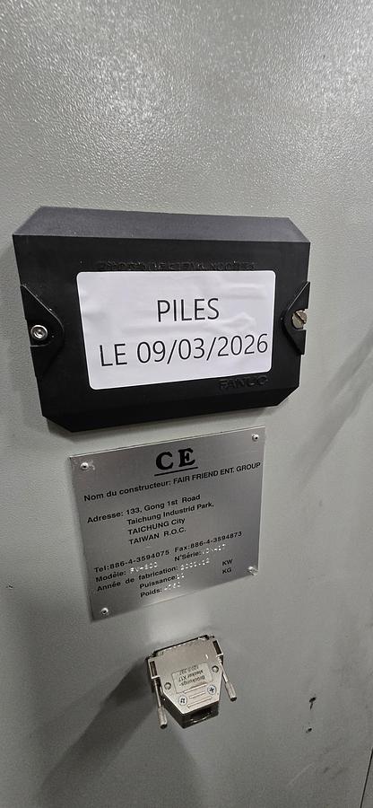 D'occasion VMC FEELER FV800 with 4 axis