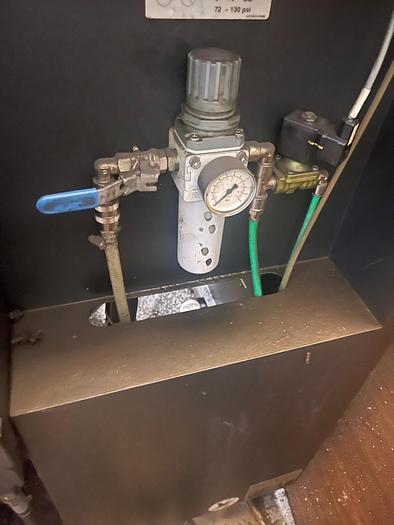 Utilisé 2004 MAZAK VTC 200 B