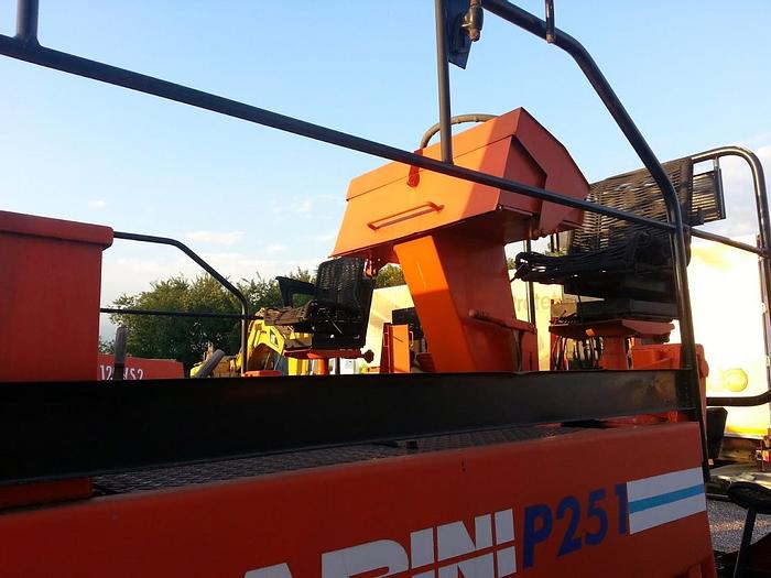 Ricondizionato Finitrice stradale, MARINI P251  - Road paver