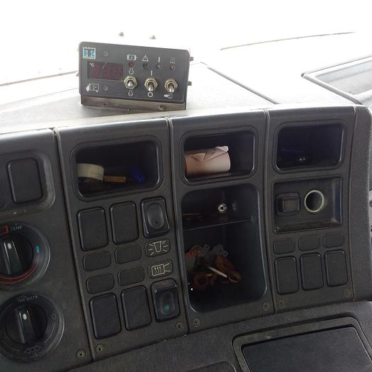 Usado 1989 SCANIA 93M 210 refrigerated box lorry