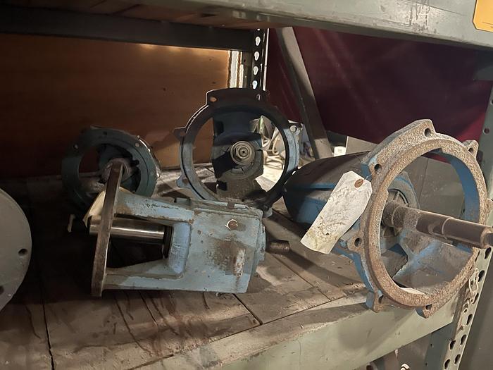 Used ASSORTED PUMP PARTS