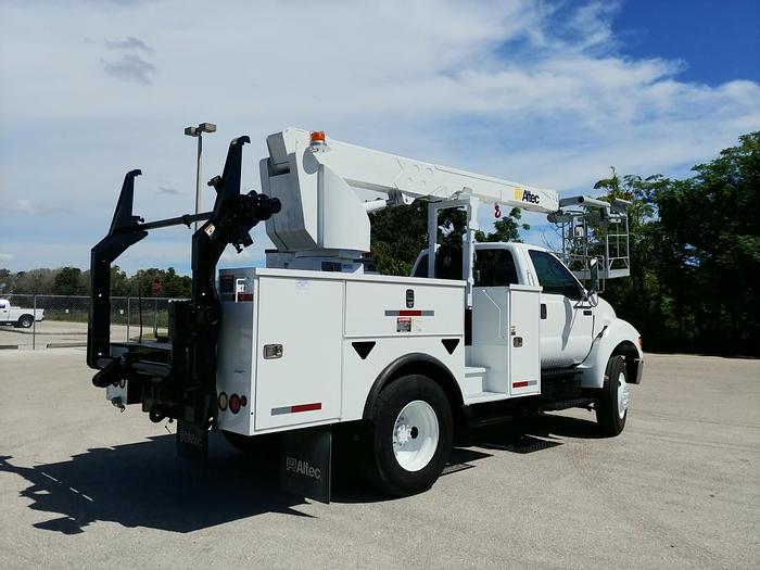 Used Altec A40P 40ft Cable Placer on 2015 Ford F750 Regular Cab Utility Truck - 25016