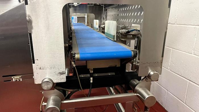 Very good used METTLER TOLEDO METAL DETECTOR