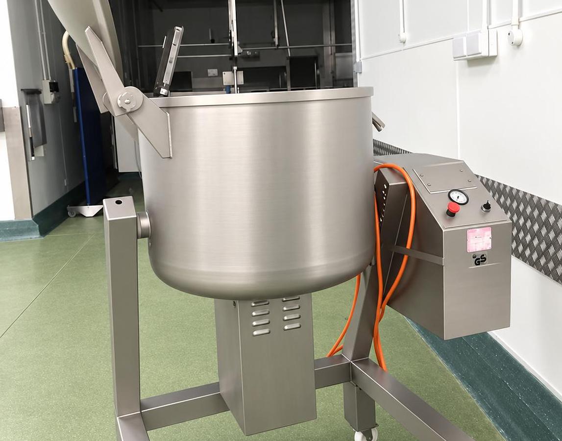 Used VAKONA 220 ESK TUMBLER