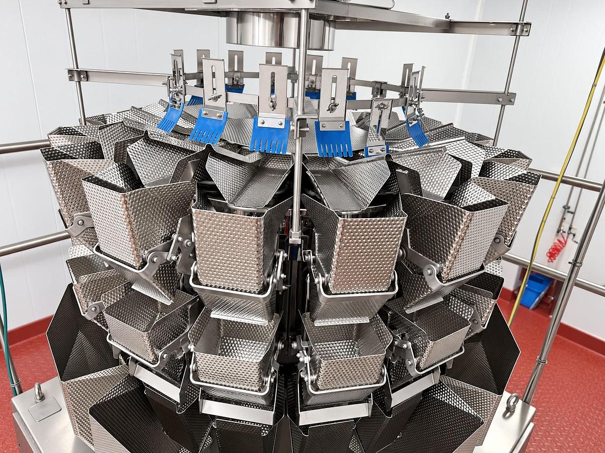 Very good used ISHIDA MULTIHEAD WEIGHER WITH  POUCH LINE