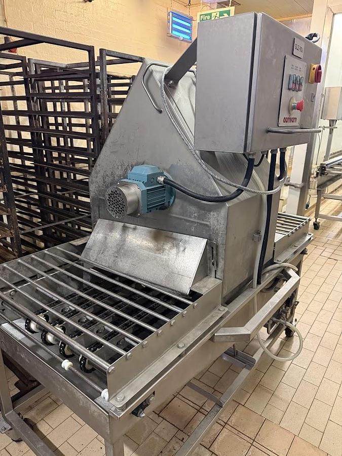 Used ACRIVARN GLAZING MACHINES