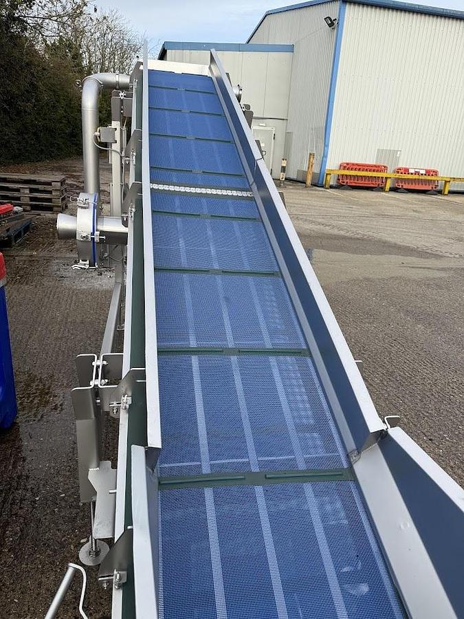 As new DE-WATERING CONVEYOR