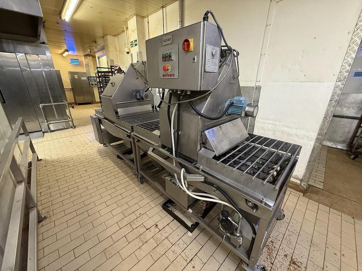 Used ACRIVARN GLAZING MACHINES