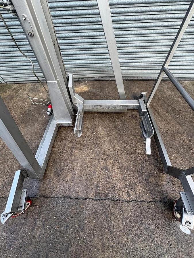 Used TOTE BIN HOIST