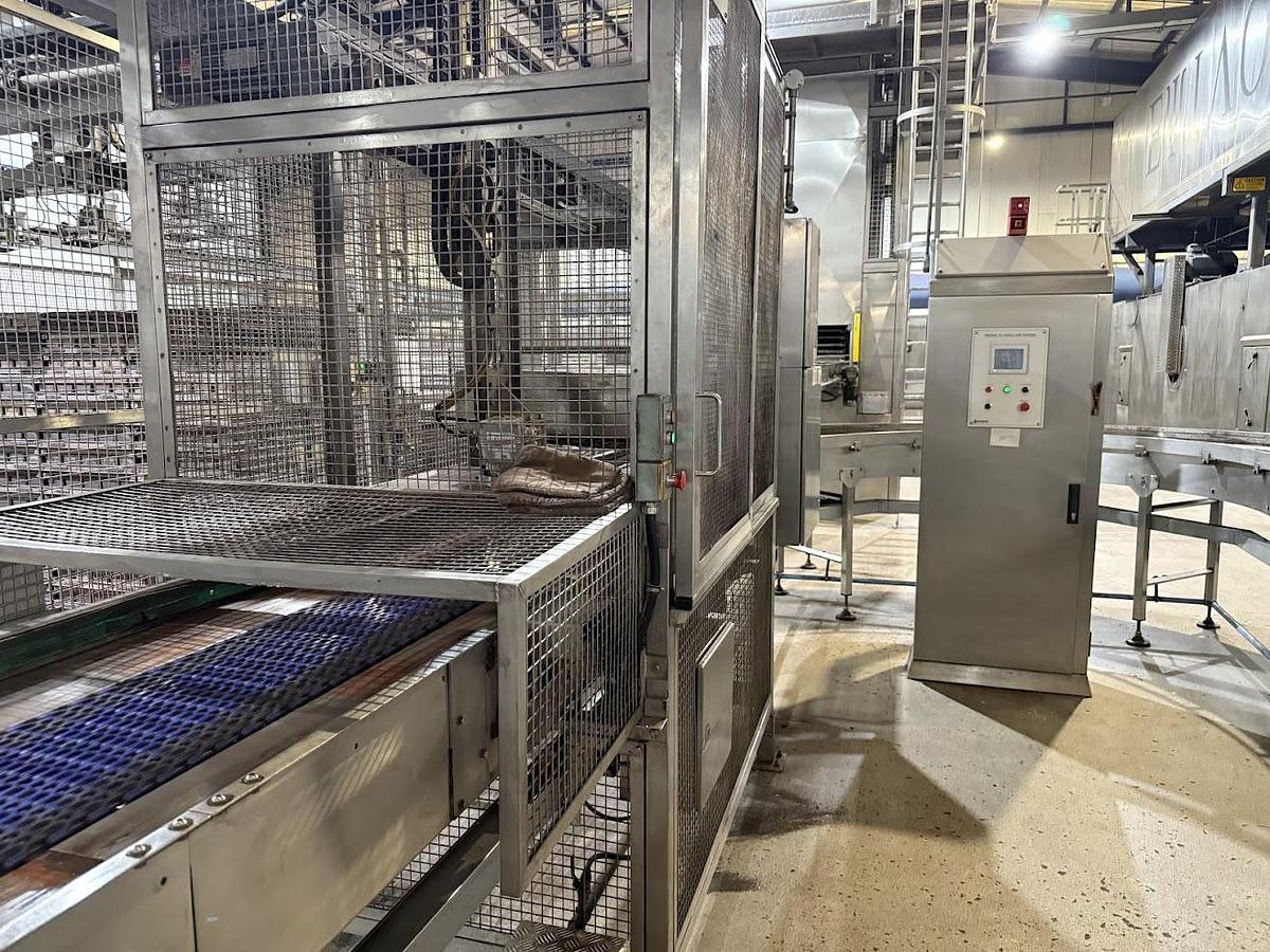 Very good used BREAD PLANT UP TO 6000 UNITS PER HOUR