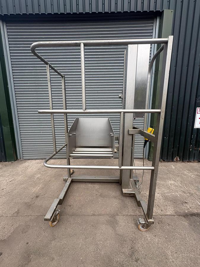 Very good used SYSPAL BOX TIPPER
