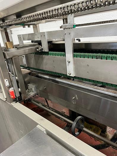 Very good used FREEMANTLE BOX ERRECTOR AND 3 FLAP CLOSER