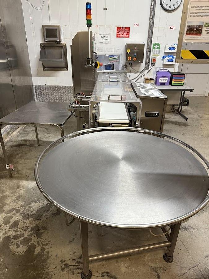 Used ISHIDA MULTIHEAD WEIGHER AND POUCH LINE