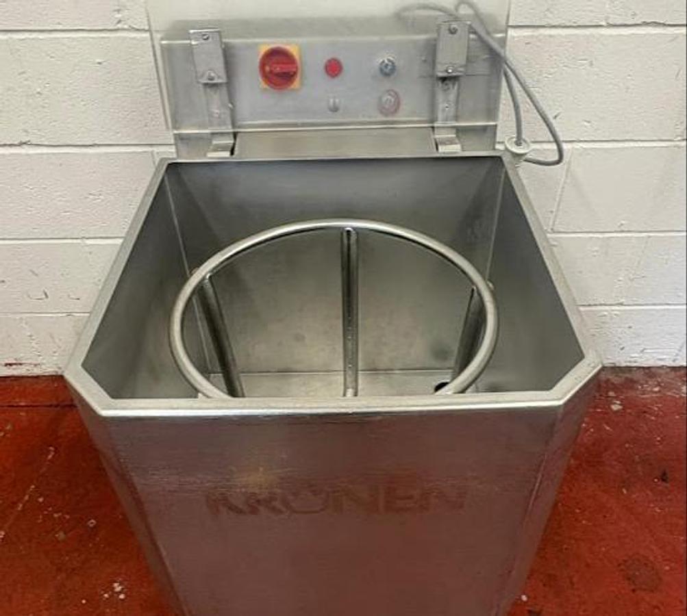 Very good used KRONEN SALAD SPINNER