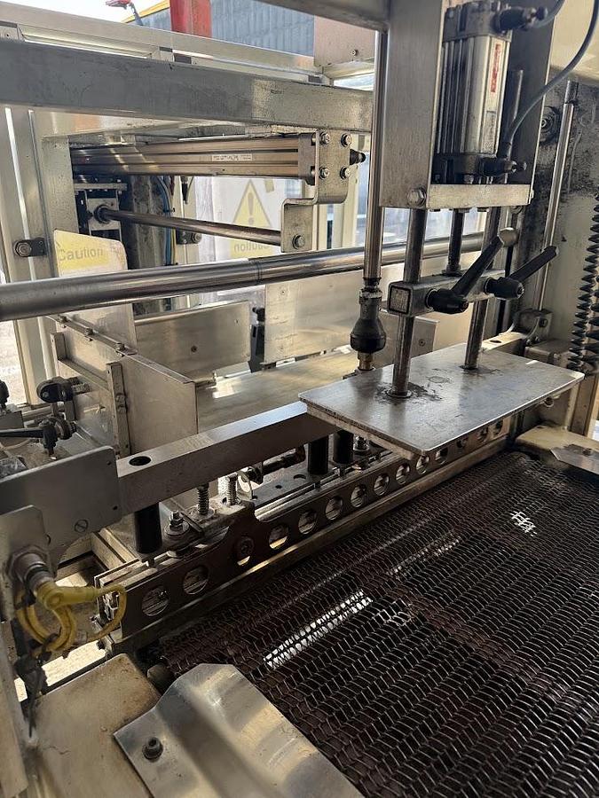 Used ADPAK WRAPPER & SHRINK TUNNEL