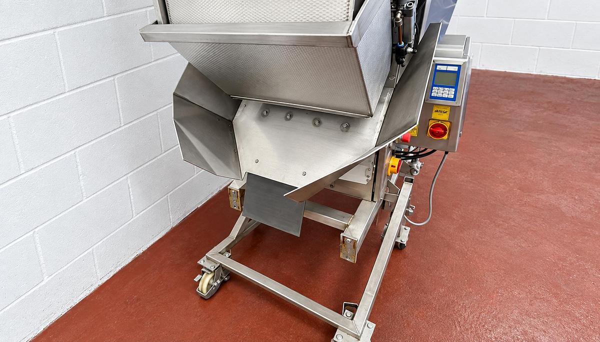 Used PEAL ENGINEERING BATCH WEIGHER