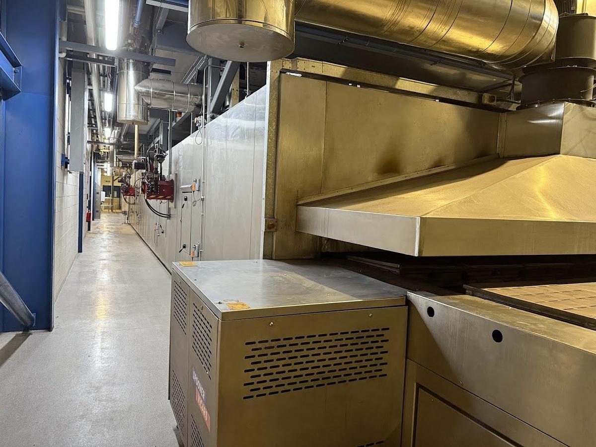 Very good used BREAD PLANT UP TO 6000 UNITS PER HOUR