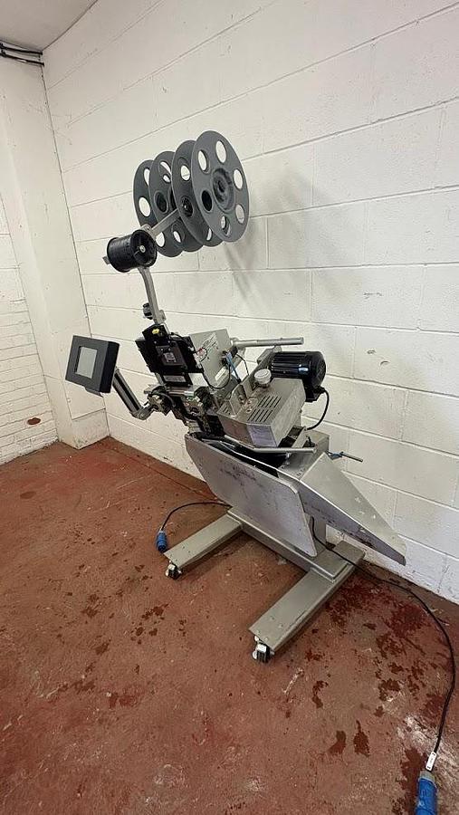 Very good used KWIK LOK BAG CLOSERS