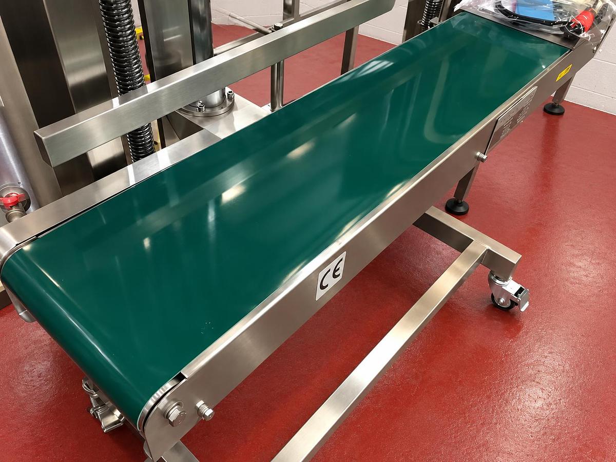As new CONTINUOUS BAG SEALER