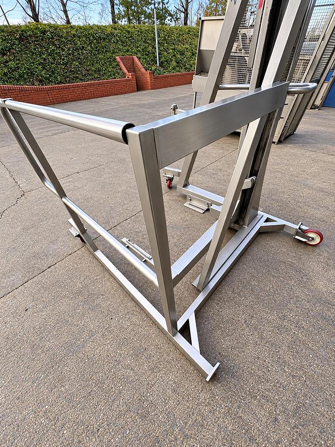 Used TOTE BIN HOIST