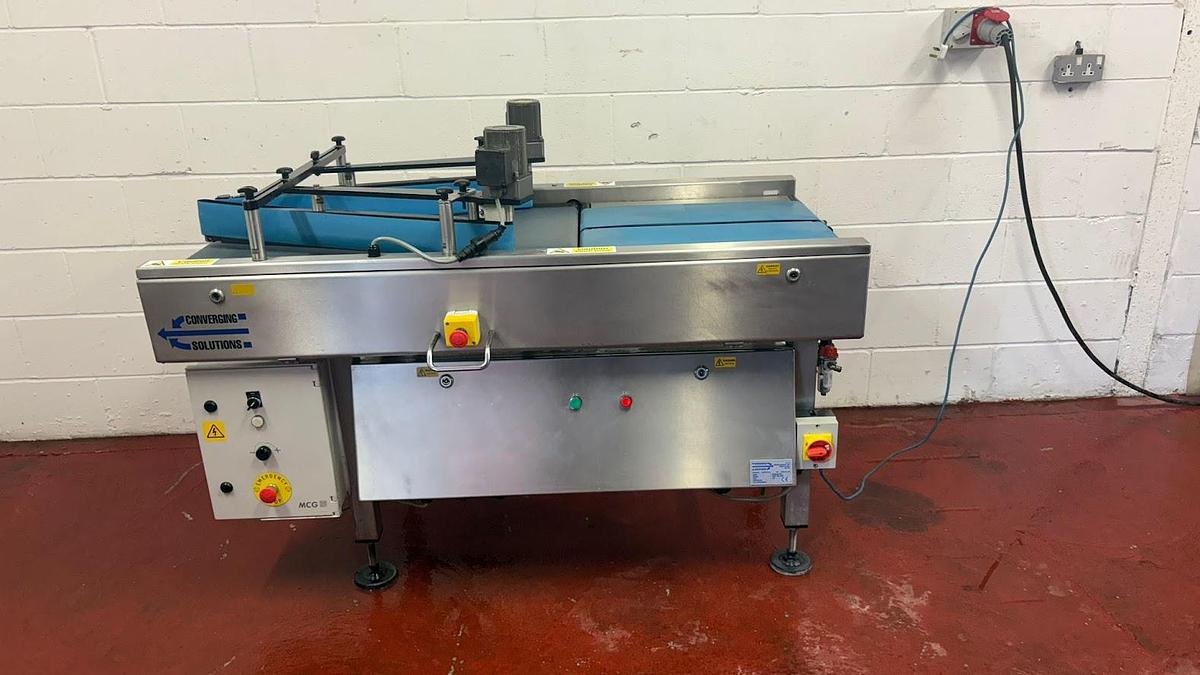 Used CONVERGING CONVEYOR