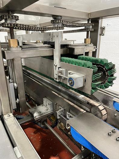 Very good used FREEMANTLE BOX ERRECTOR AND 3 FLAP CLOSER