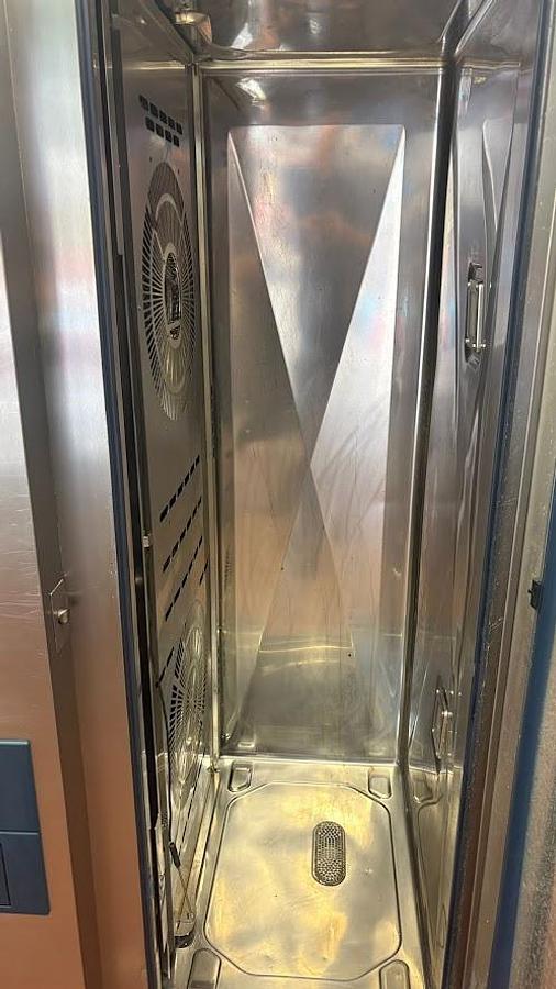 Very good used RATIONAL COMBI OVEN