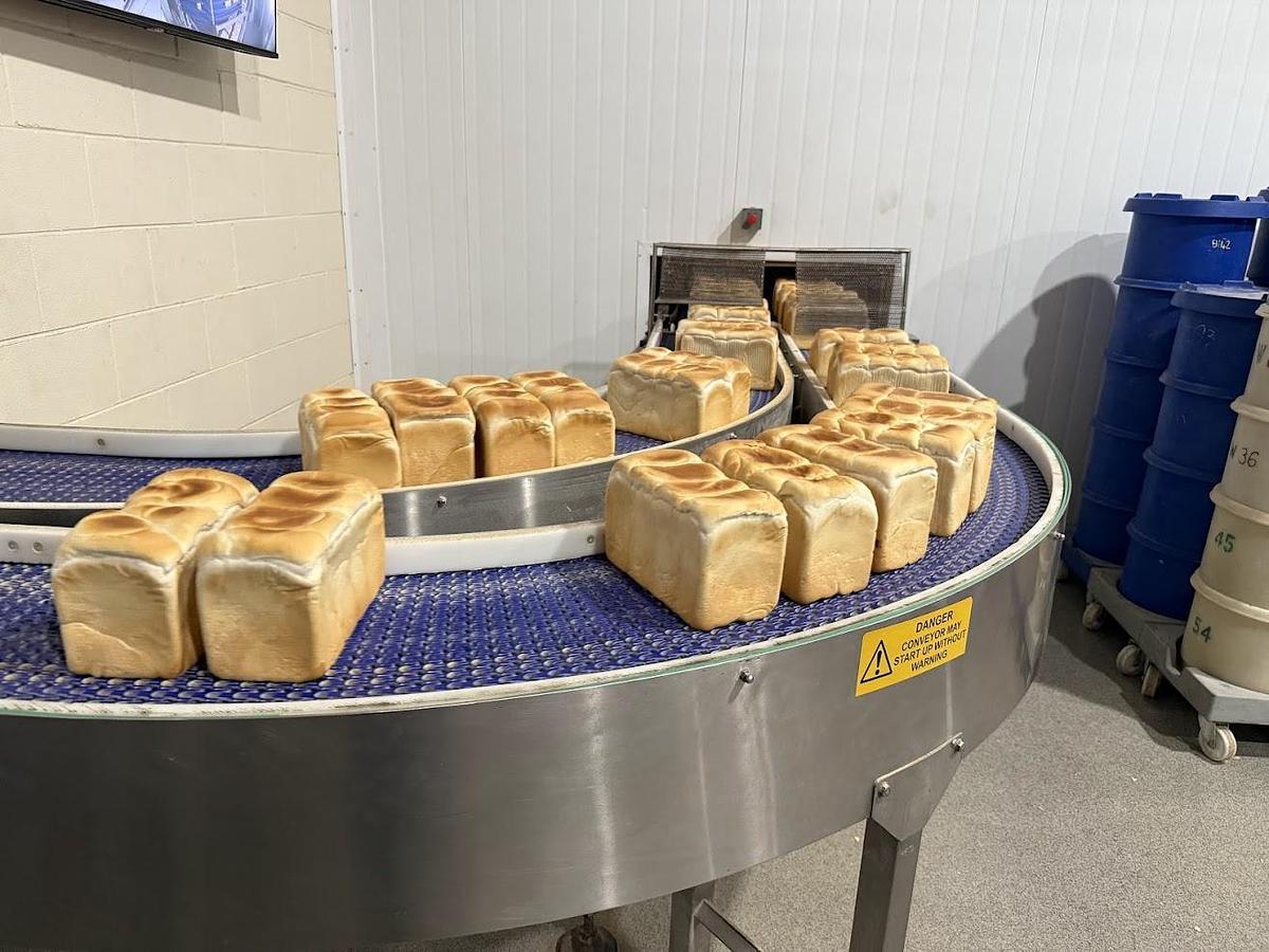 Very good used BREAD PLANT UP TO 6000 UNITS PER HOUR