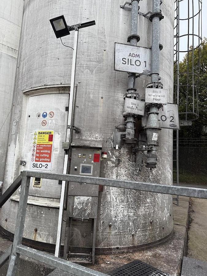 Used 60 TONNE FLOUR SILOS