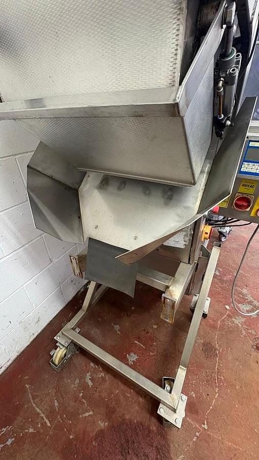 Used PEAL ENGINEERING BATCH WEIGHER