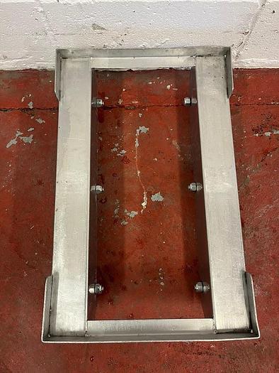 As new BASKET BOGIES