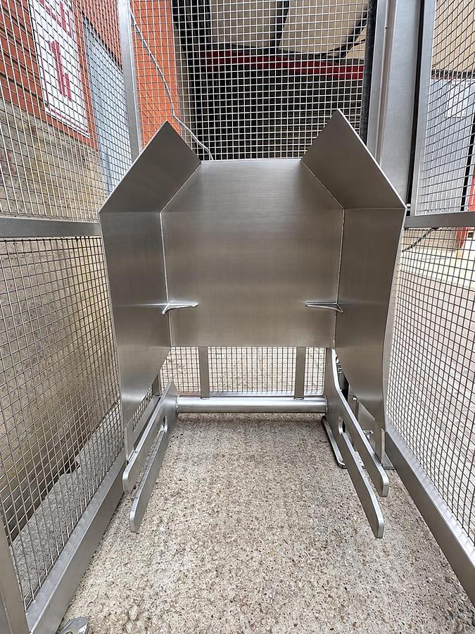 Very good used TOTE BIN HOIST