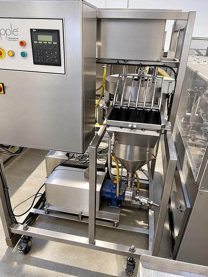 Used APPLE FONDANT DEPOSITOR