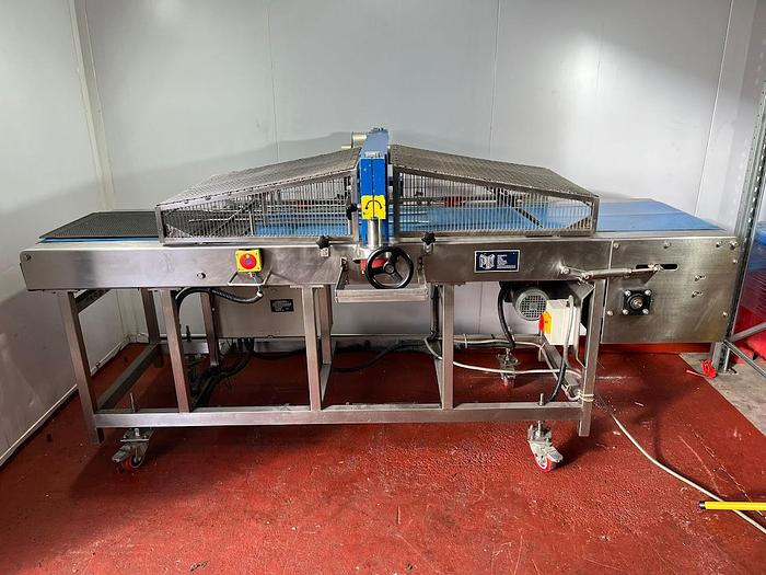 Used PK ENGINEERING BREAD ROLL CUTTER