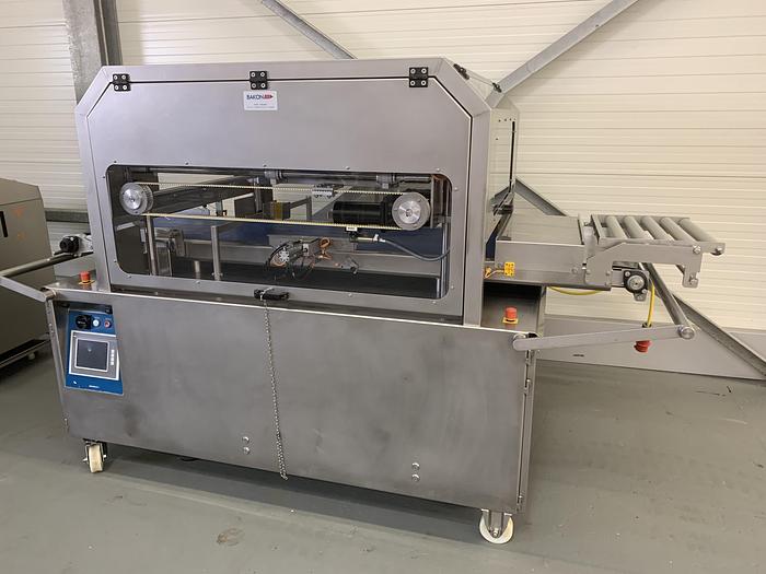 Very good used BAKON CAKE CUTTER