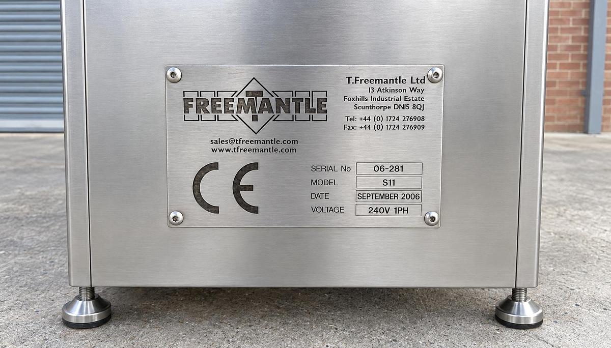Used FREEMANTLE PRE-GLUED SLEEVER