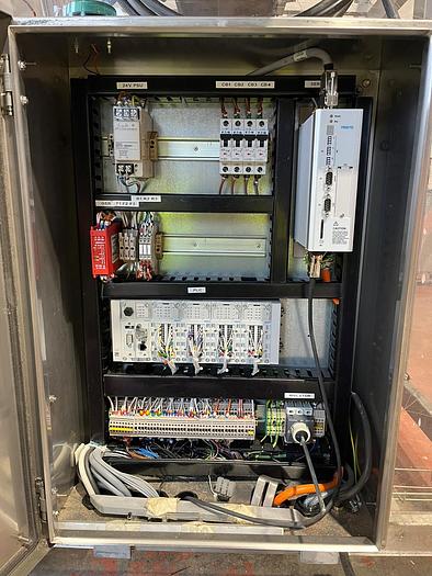 Very good used FREEMANTLE BOX ERRECTOR AND 3 FLAP CLOSER